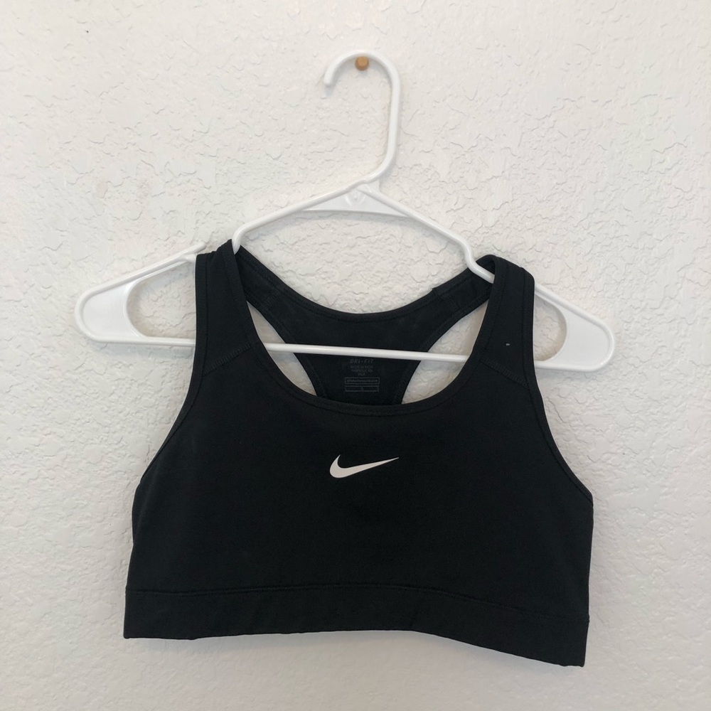 black nike bra